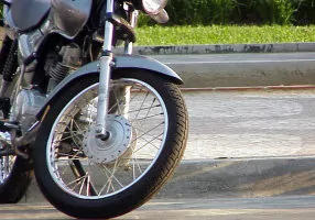 motorcycle-01-1463298-640x480 motorcycle accidents